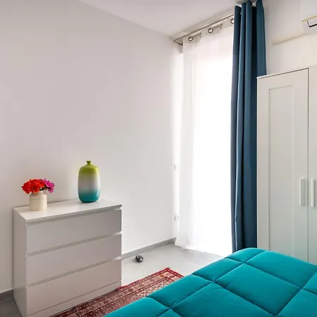 アパート Civico 61