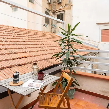 Civico 61 アパート *